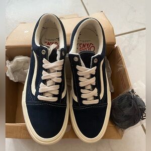 Rare only New York vans, limited edition,navy blue, size 7, worn twice